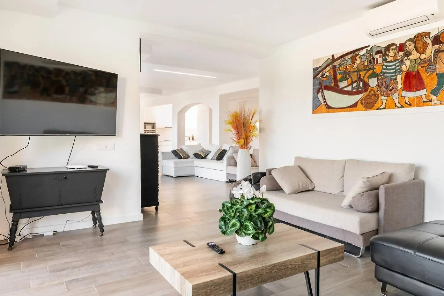 Villa Sophie Alt Standing Frente Al Club Nautico خيرونا